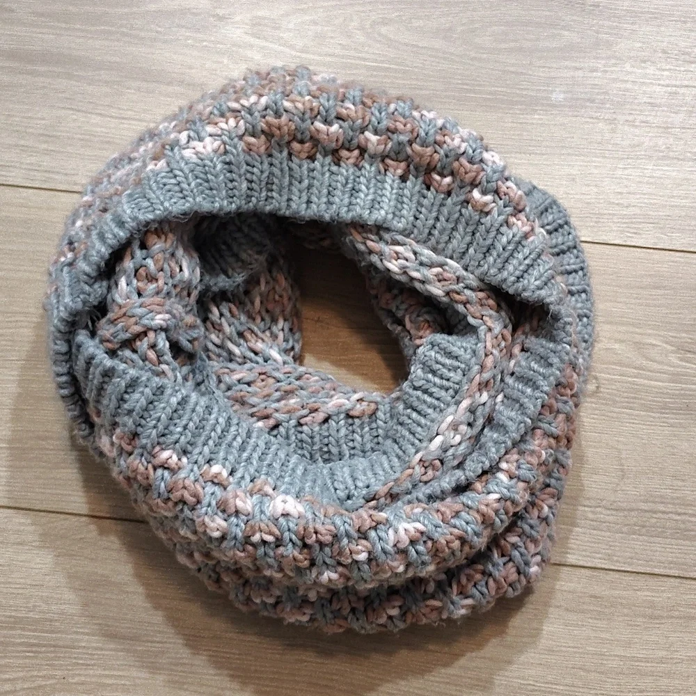 Cozy Knit Infinity Scarf, Warm Mocha Ladies Winter Wrap Scarf - Picture 1 of 4